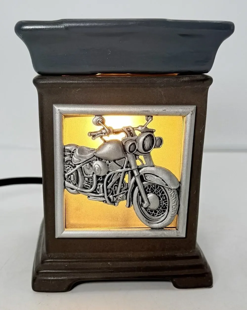 🕯️ Scentsy Gallery Charcoal Warmer Motorcycle Full Size New In Box w/ Wax Bars